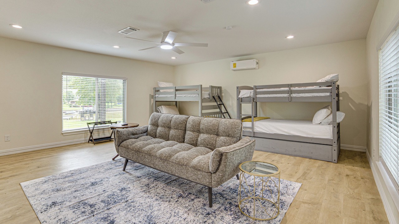 Photo of Bedroom in Eustace