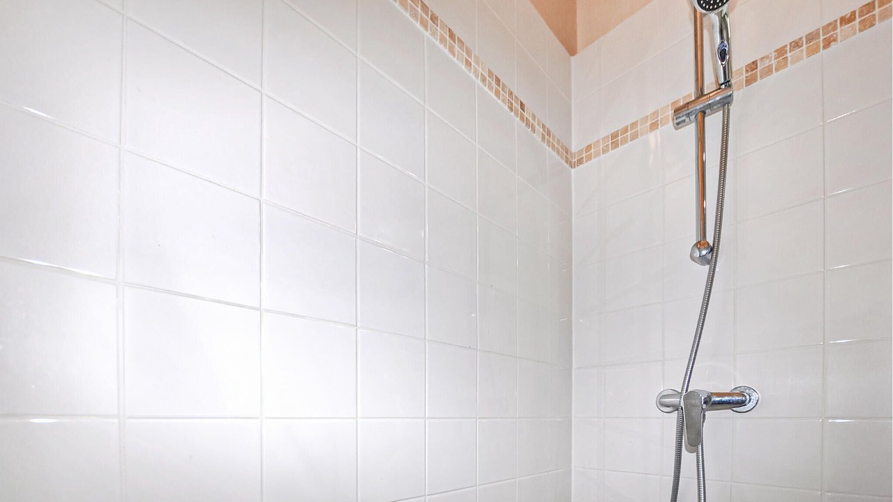Photo of Bathroom in Port-Vendres