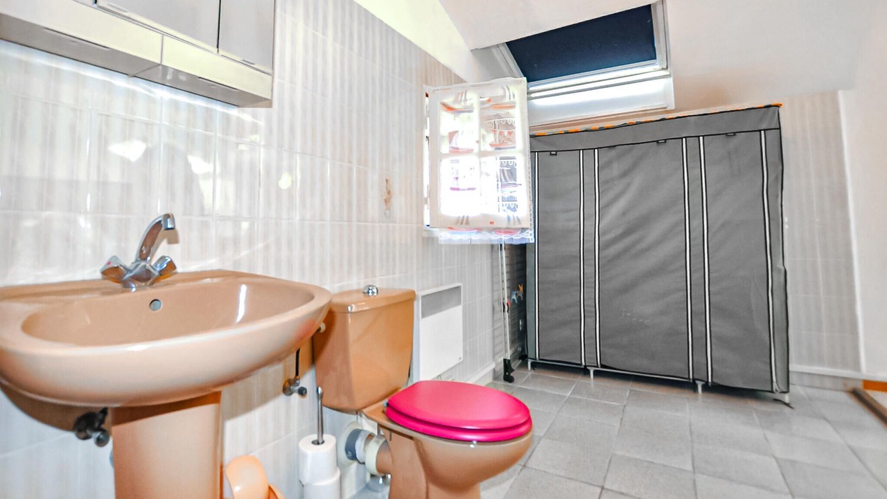Photo of Bathroom in Port-Vendres
