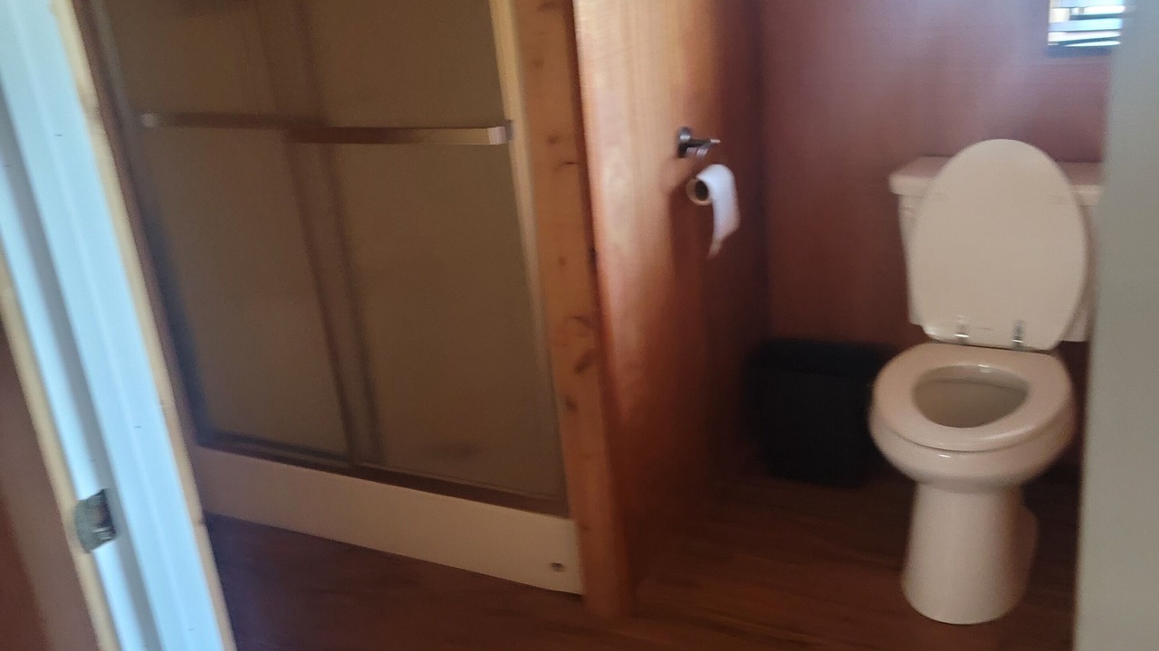 Photo of Bathroom in Justiceburg
