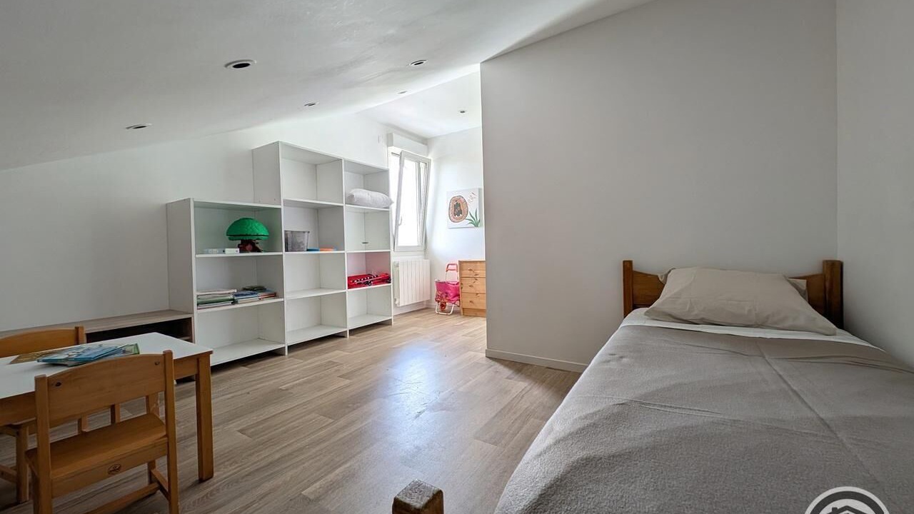 Photo of Bedroom in Echalas