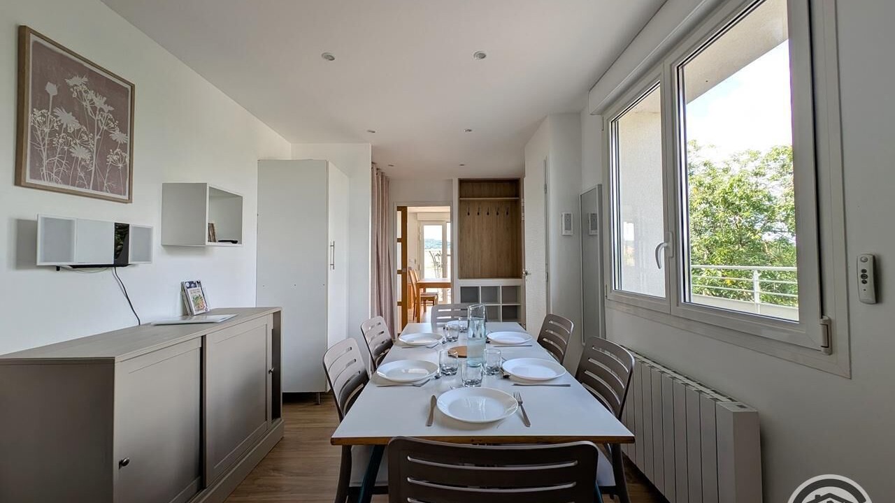 Photo of Others in Echalas