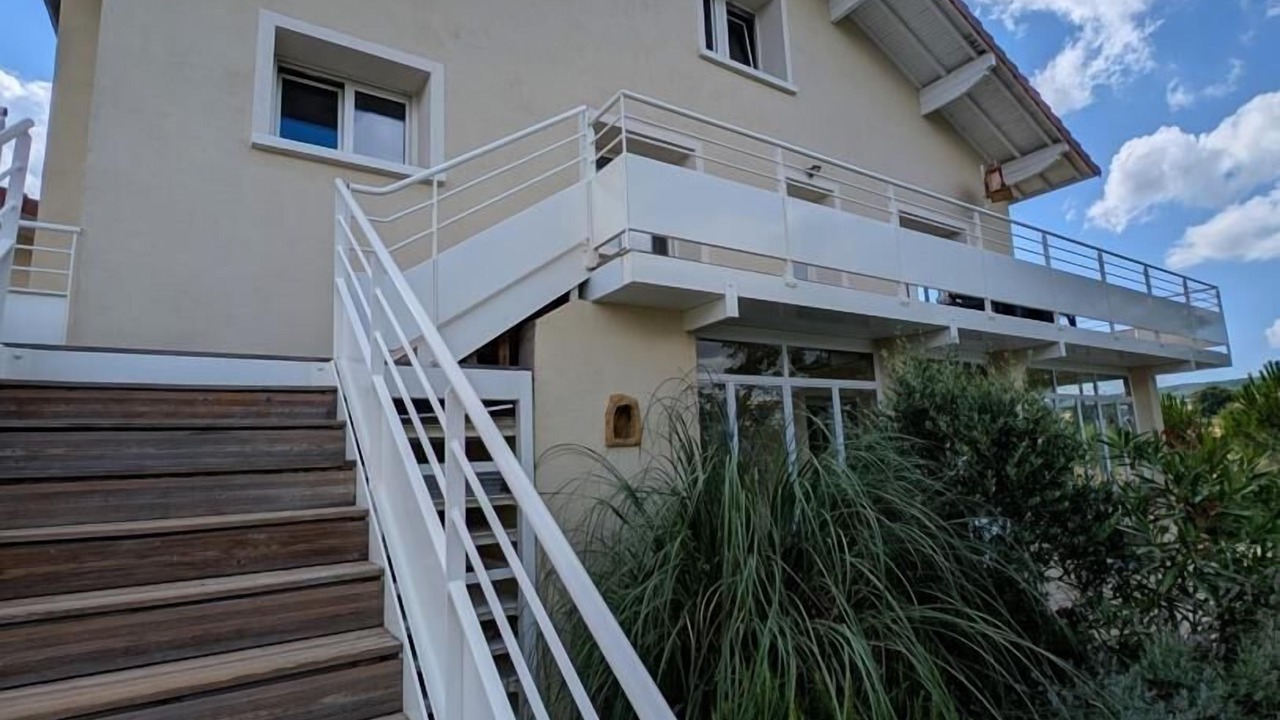 Photo of Outdoor in Echalas