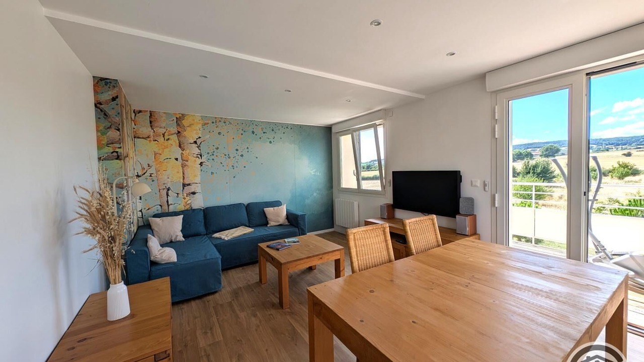 Photo of Livingroom in Echalas