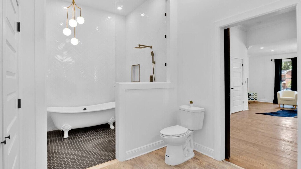Photo of Bathroom in College Park