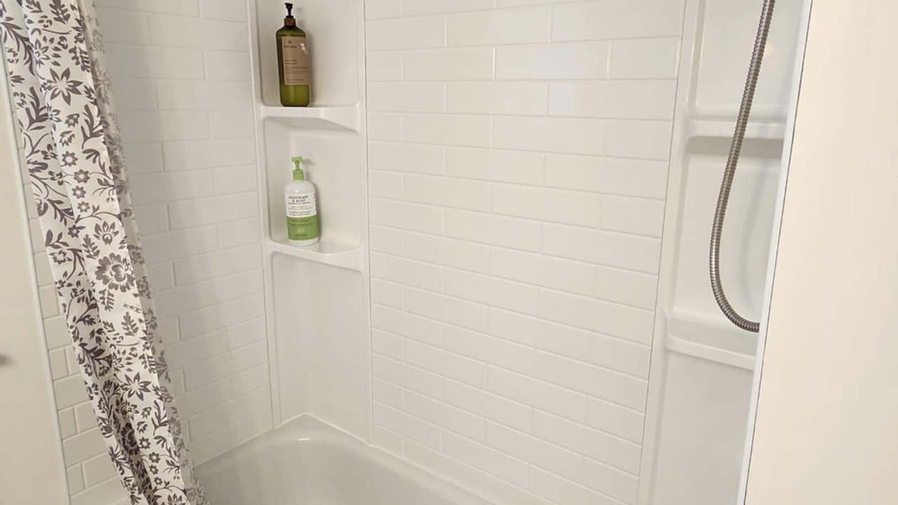 Photo of Bathroom in Sept-Iles
