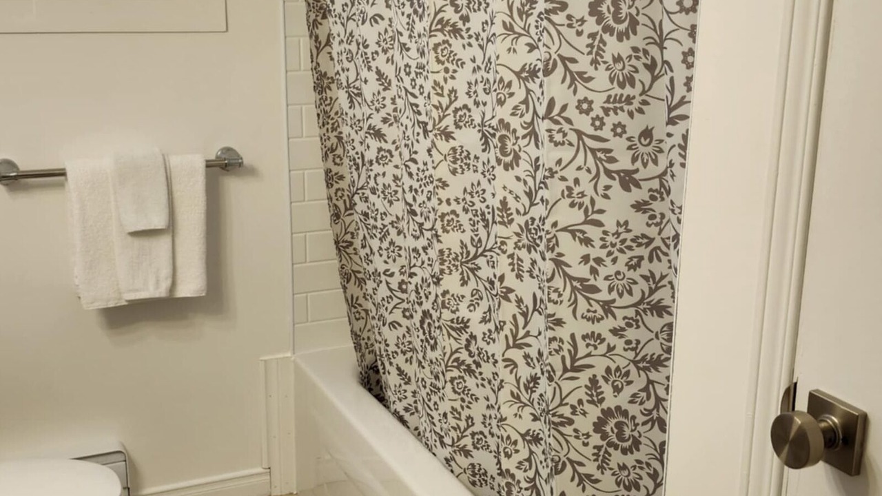 Photo of Bathroom in Sept-Iles