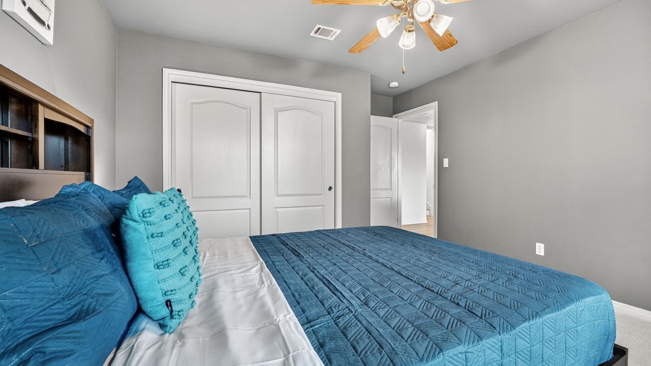 Photo of Bedroom in Highland Lake Estates