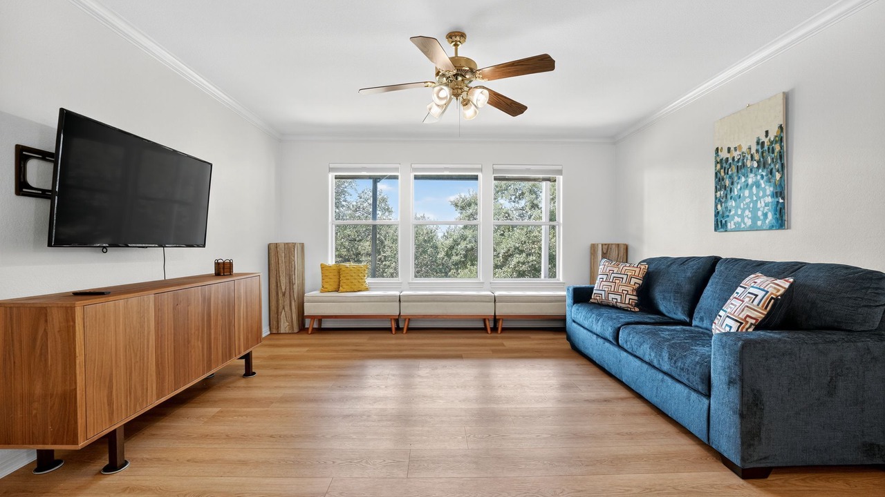 Photo of Livingroom in Highland Lake Estates