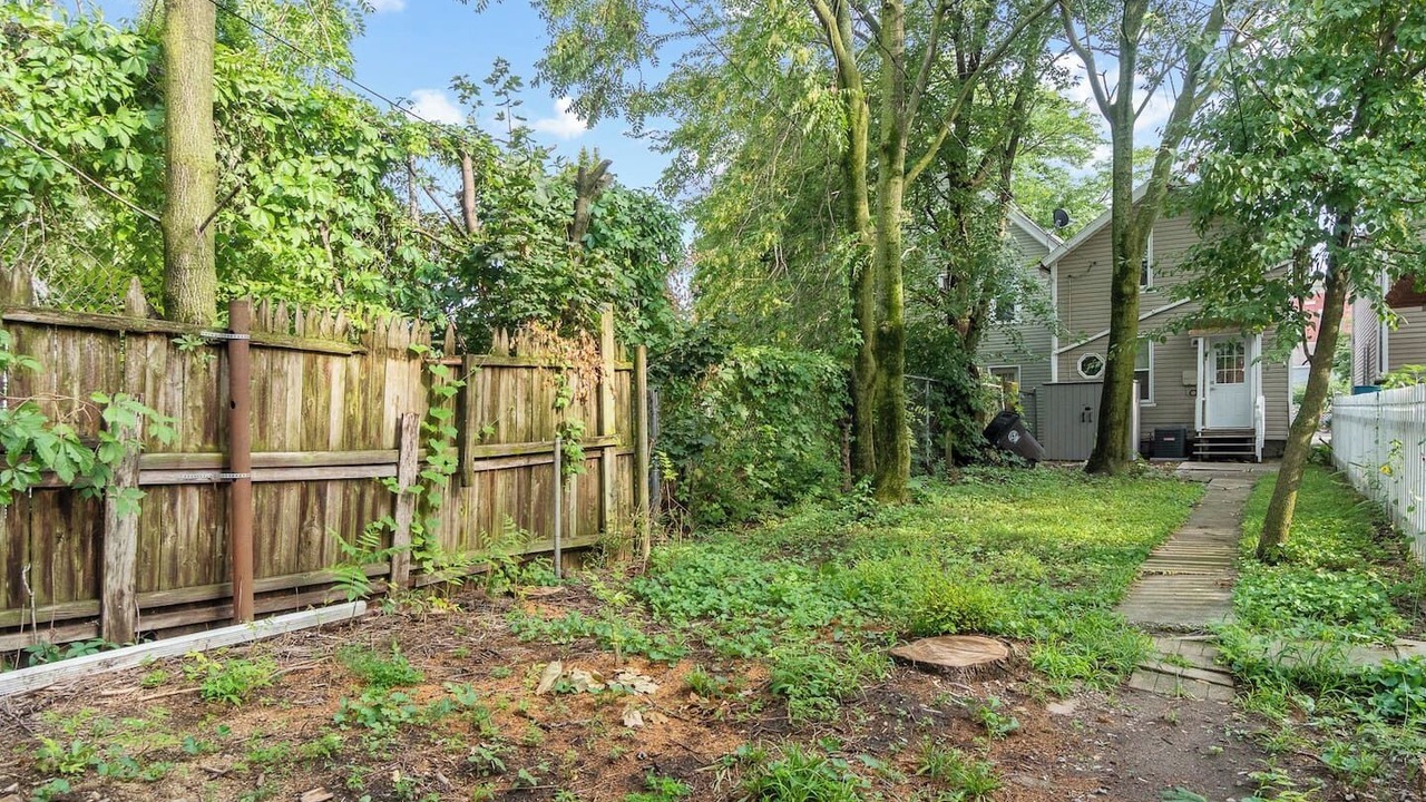 Photo of Outdoor in West Central