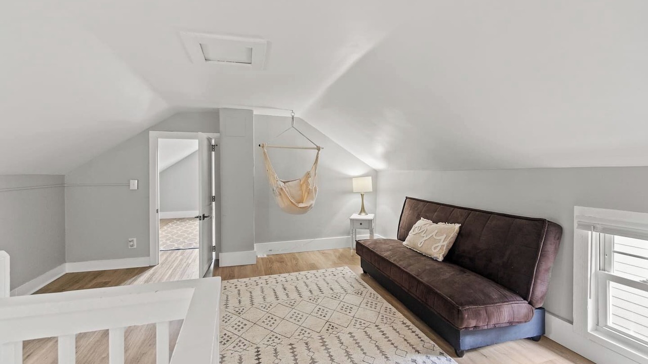 Photo of Livingroom in West Central