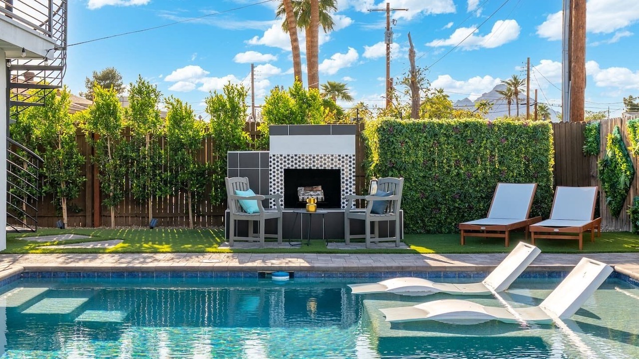 Photo of Livingroom in Scottsdale Country Acres
