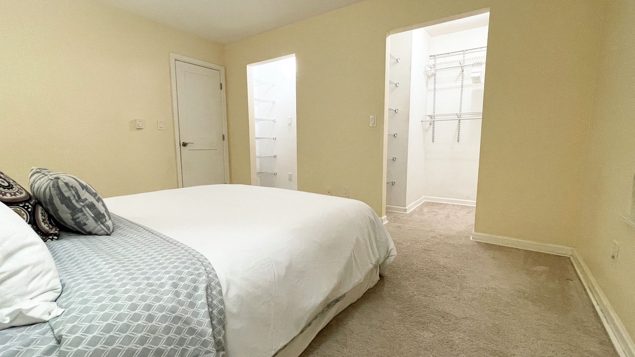 Photo of Bedroom in Bridle Trails