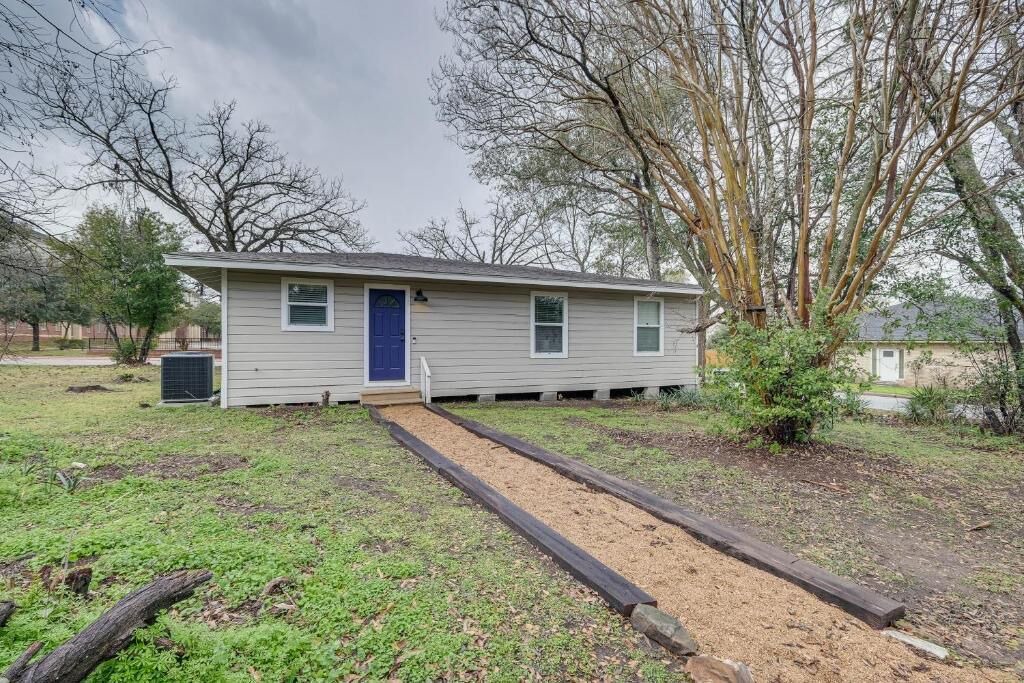 Photo of Outdoor in Brenham