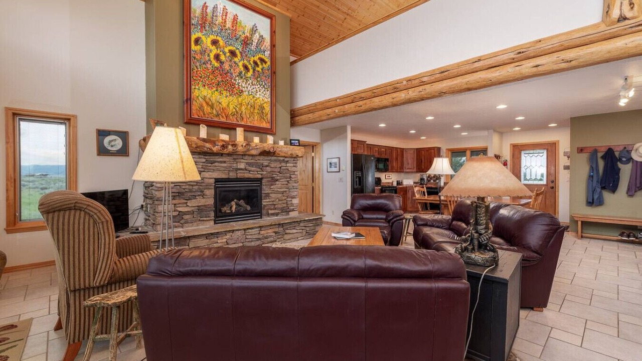 Photo of Livingroom in Felt