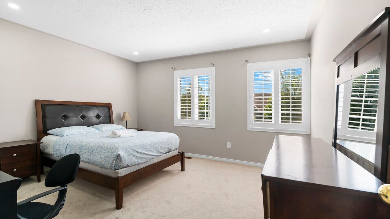 Photo of Bedroom in Churchill Meadows