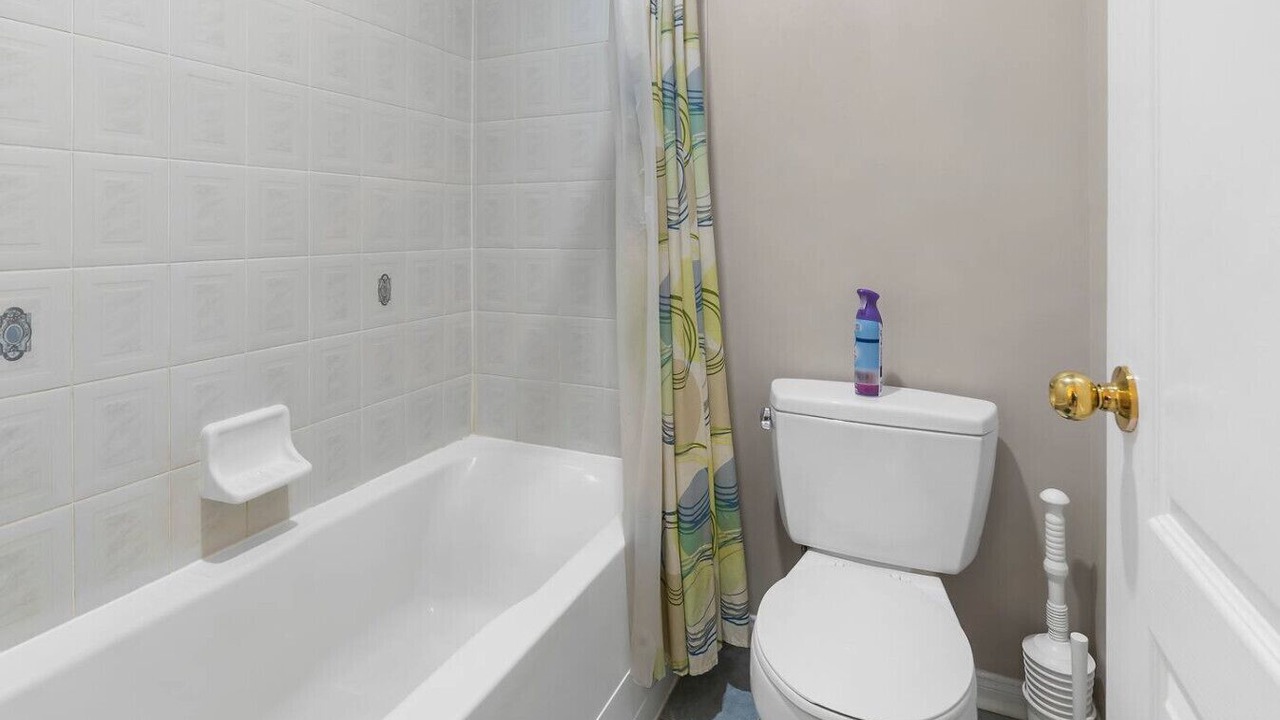 Photo of Bathroom in Churchill Meadows