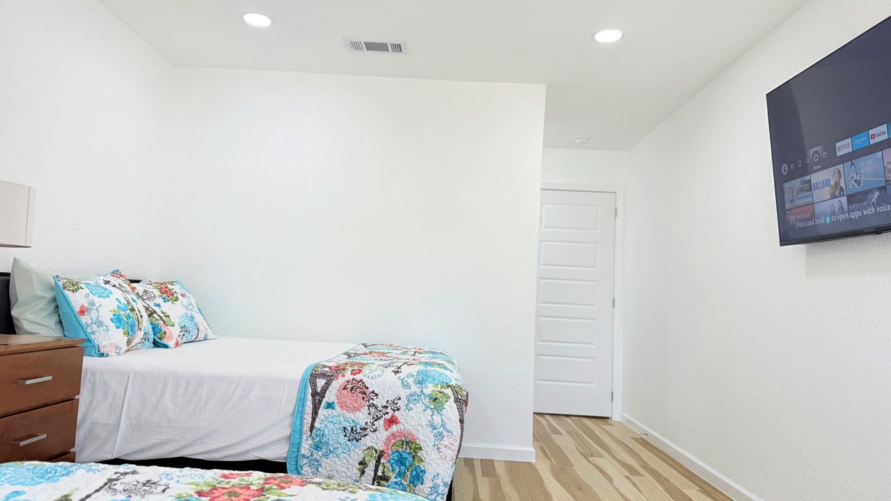 Photo of Bedroom in West Arlington