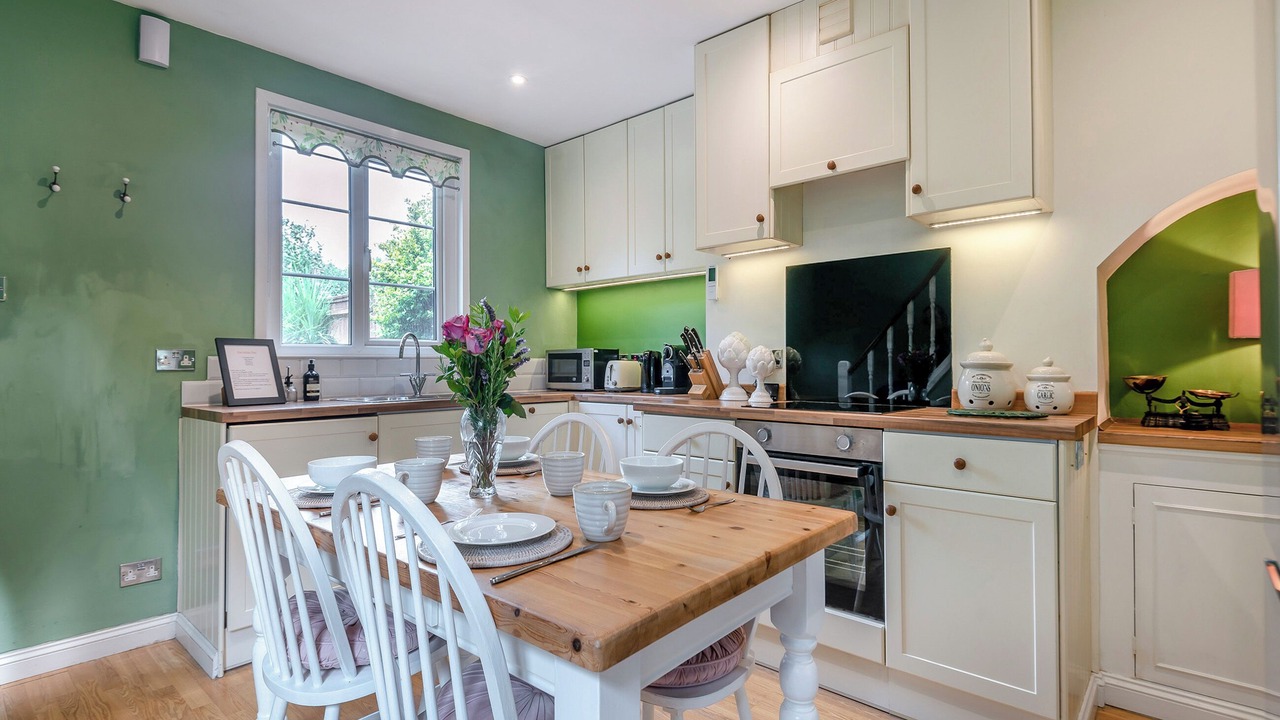 Photo of Others in Selborne