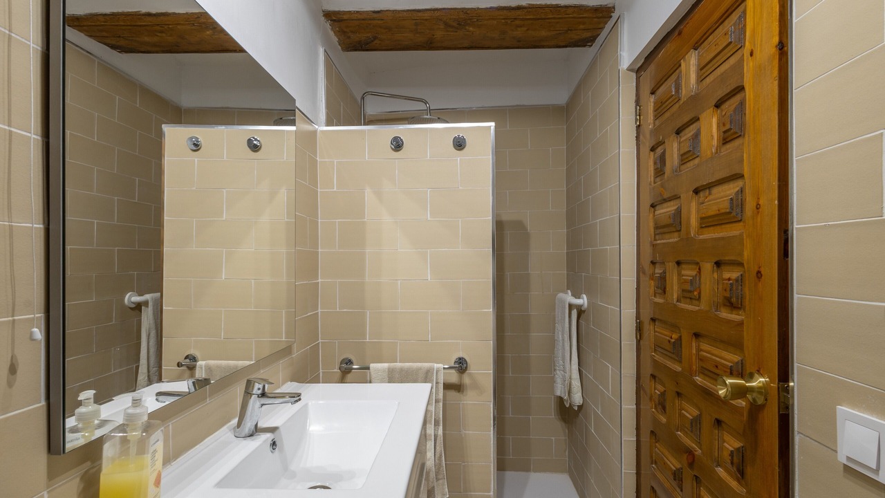 Photo of Bathroom in Ejulve