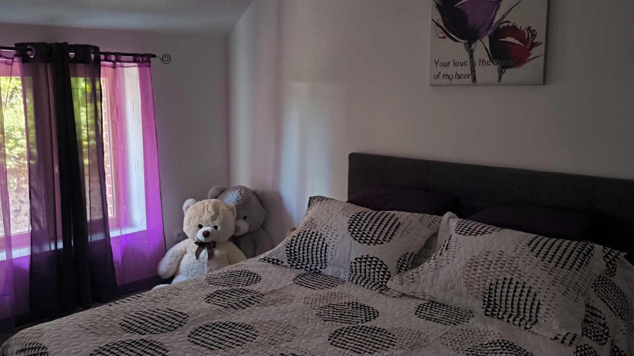 Photo of Bedroom in Auxi-le-Chateau