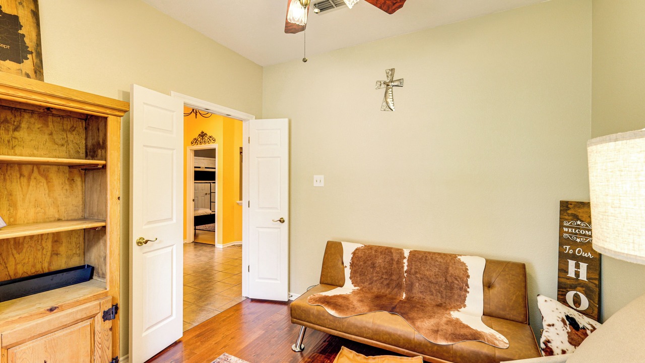 Photo of Livingroom in Crowley