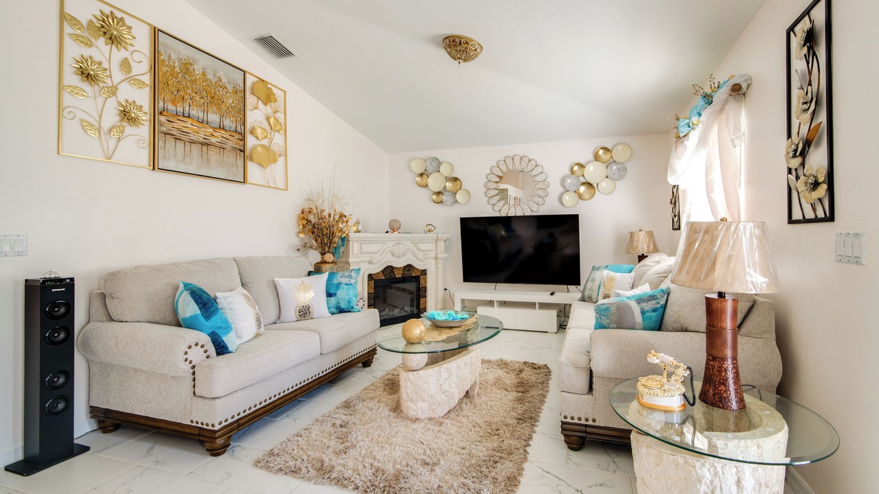 Photo of Bedroom in Candler