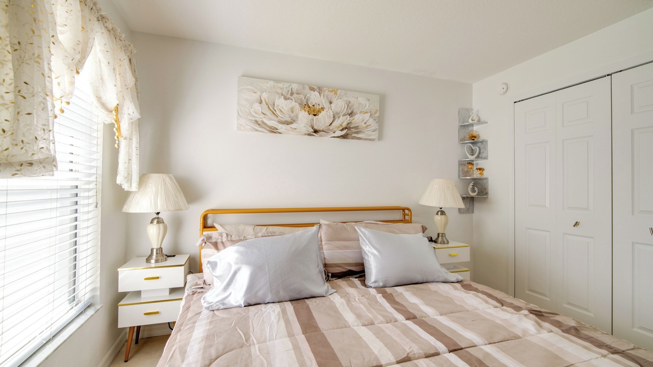 Photo of Bedroom in Candler
