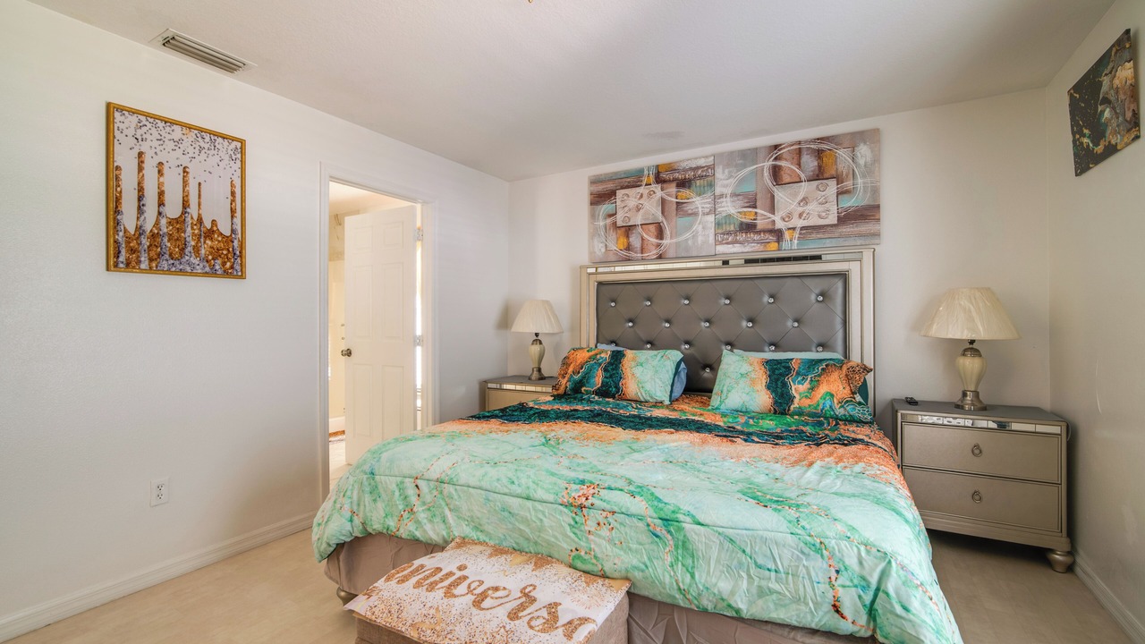 Photo of Bedroom in Candler