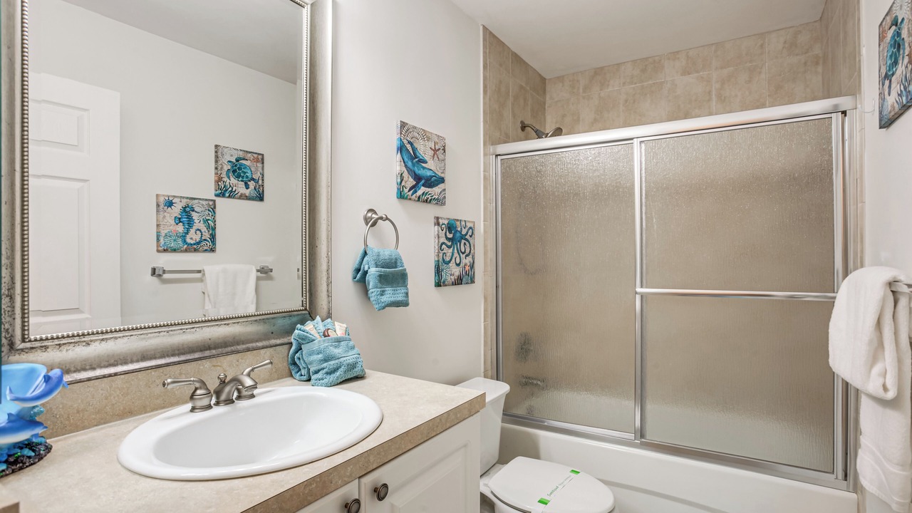 Photo of Bathroom in Trafalgar