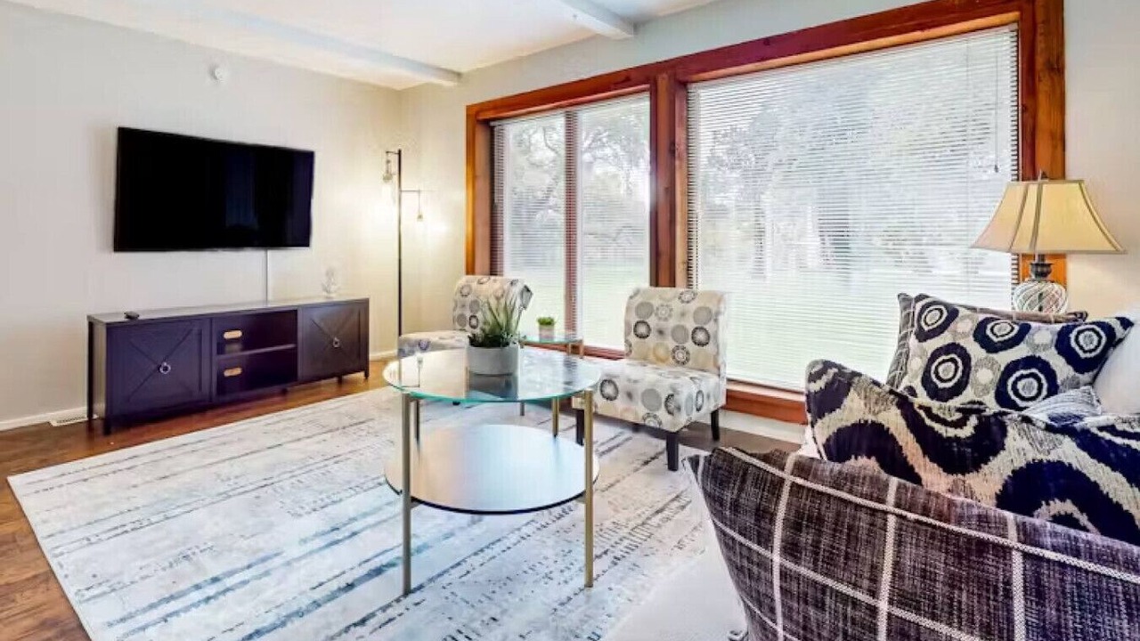 Photo of Livingroom in Slaughter Creek Acres