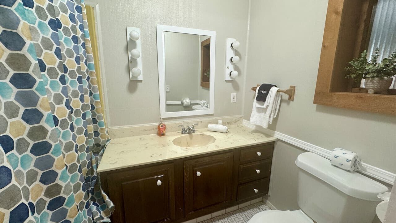 Photo of Bathroom in Slaughter Creek Acres