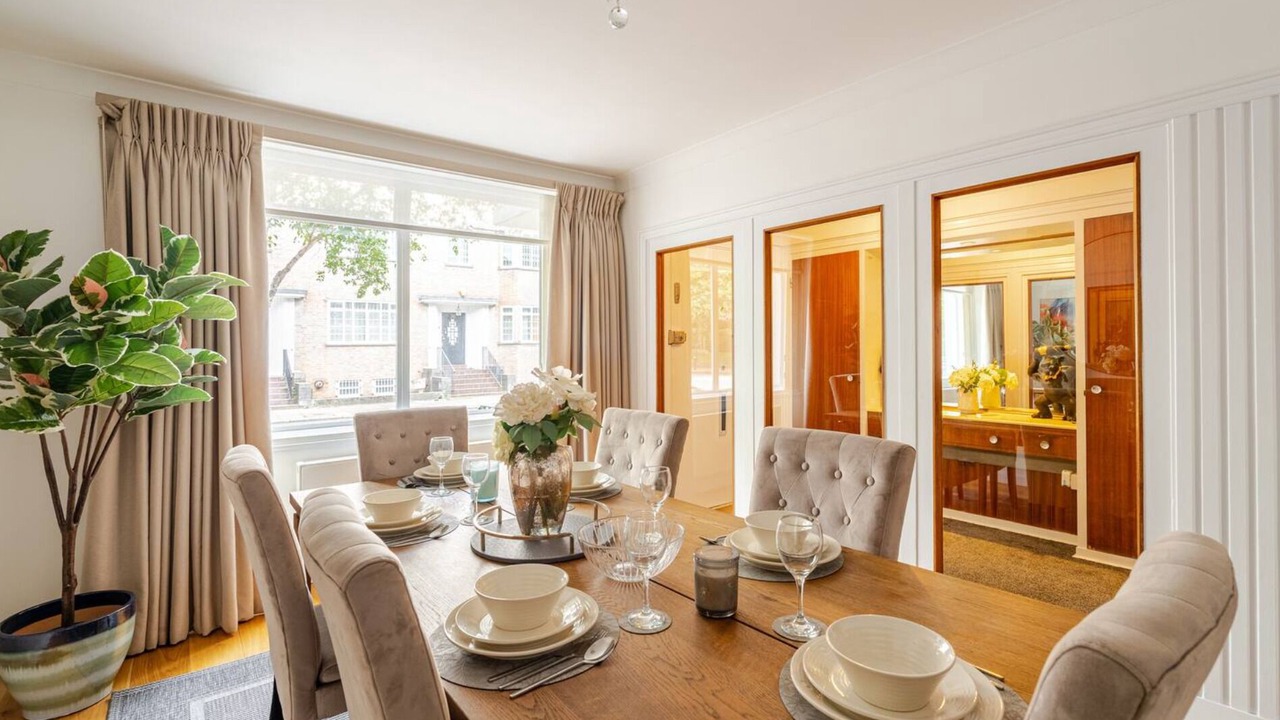 Photo of Others in Paddington