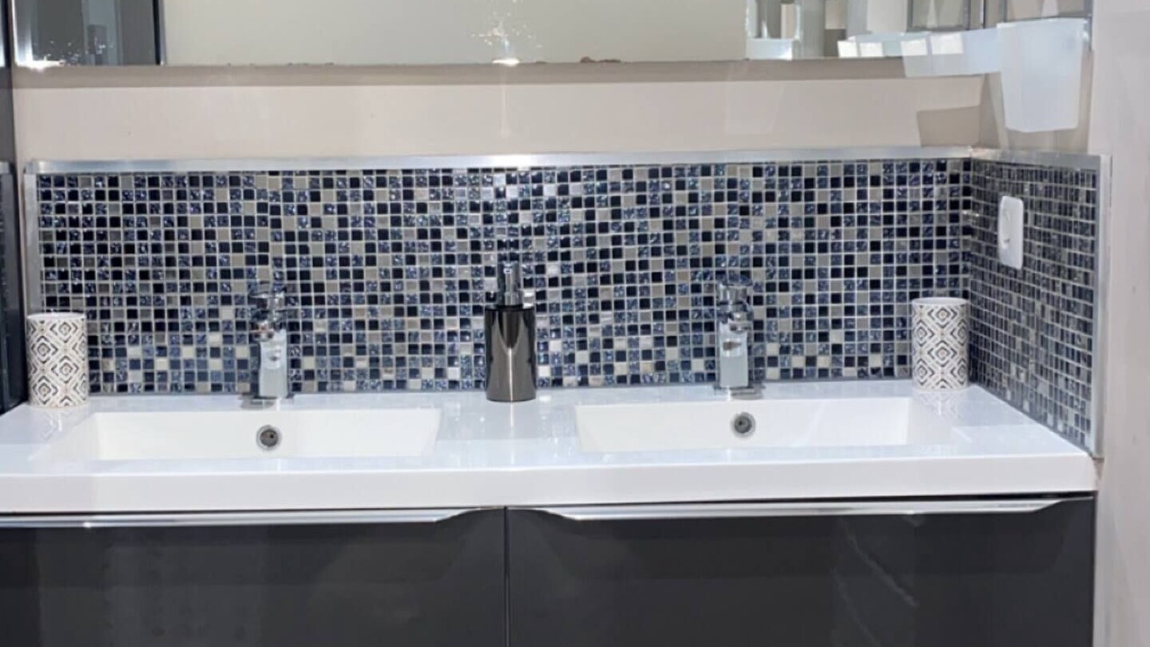 Photo of Bathroom in Roeze-sur-Sarthe