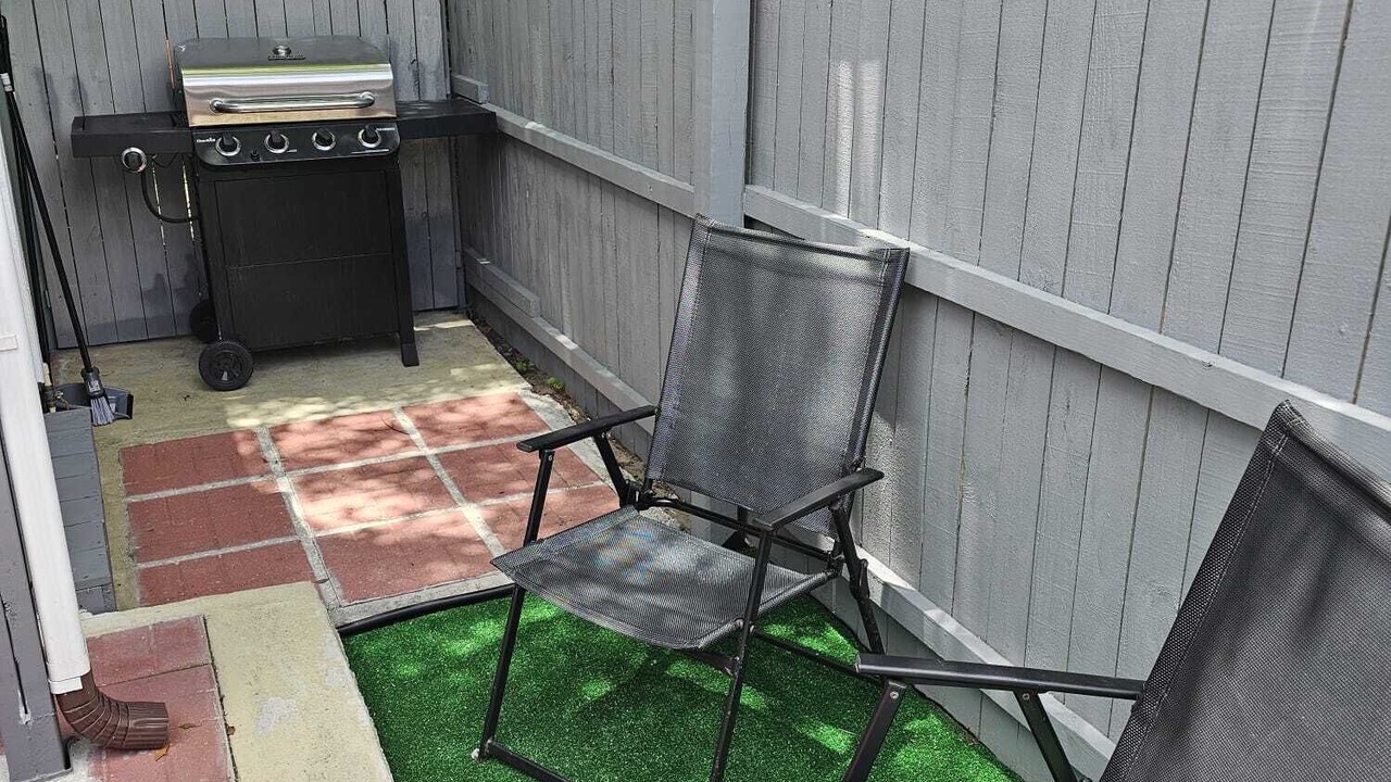 Photo of Patio Balcony in Azalea Park