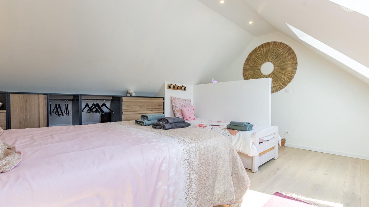 Photo of Bedroom in Domessin