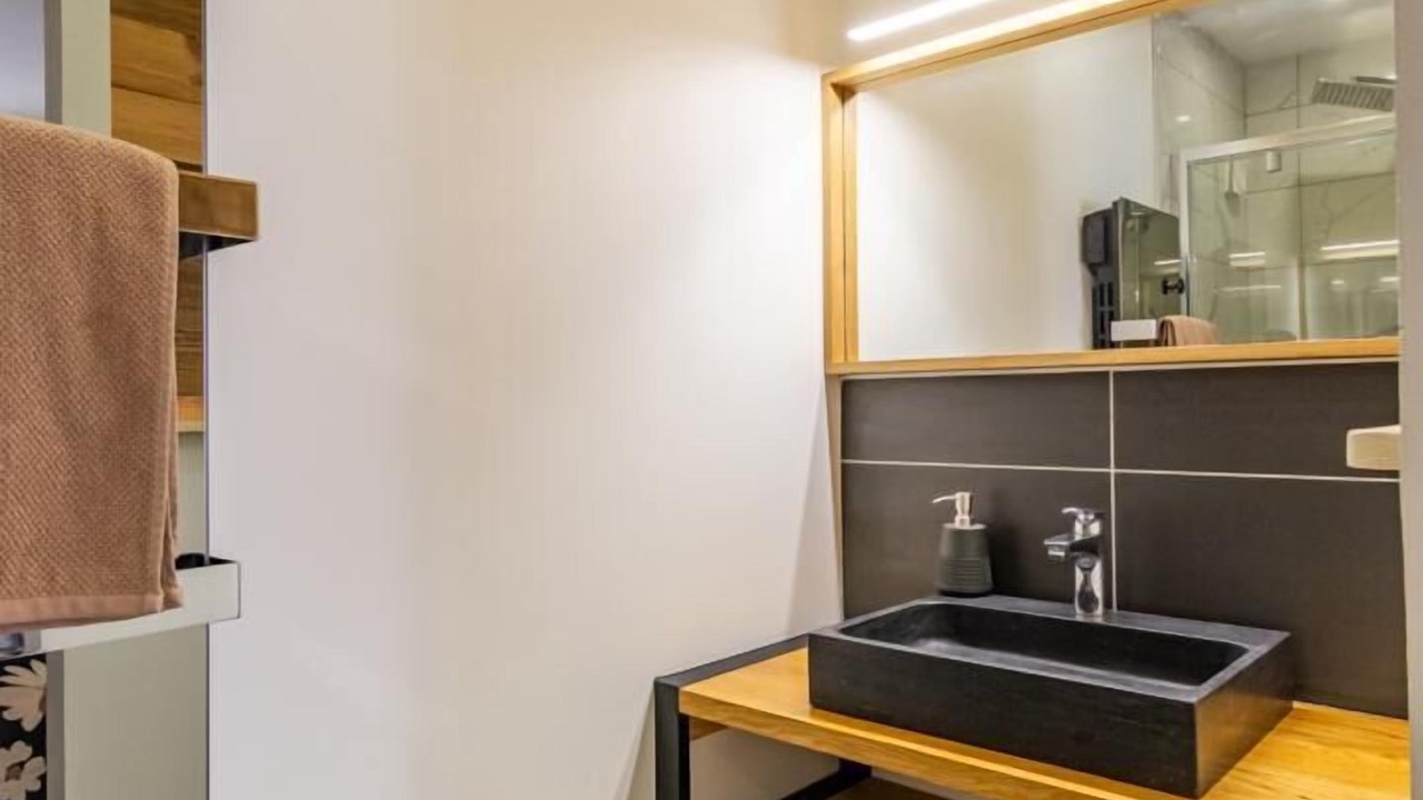 Photo of Bathroom in Domessin