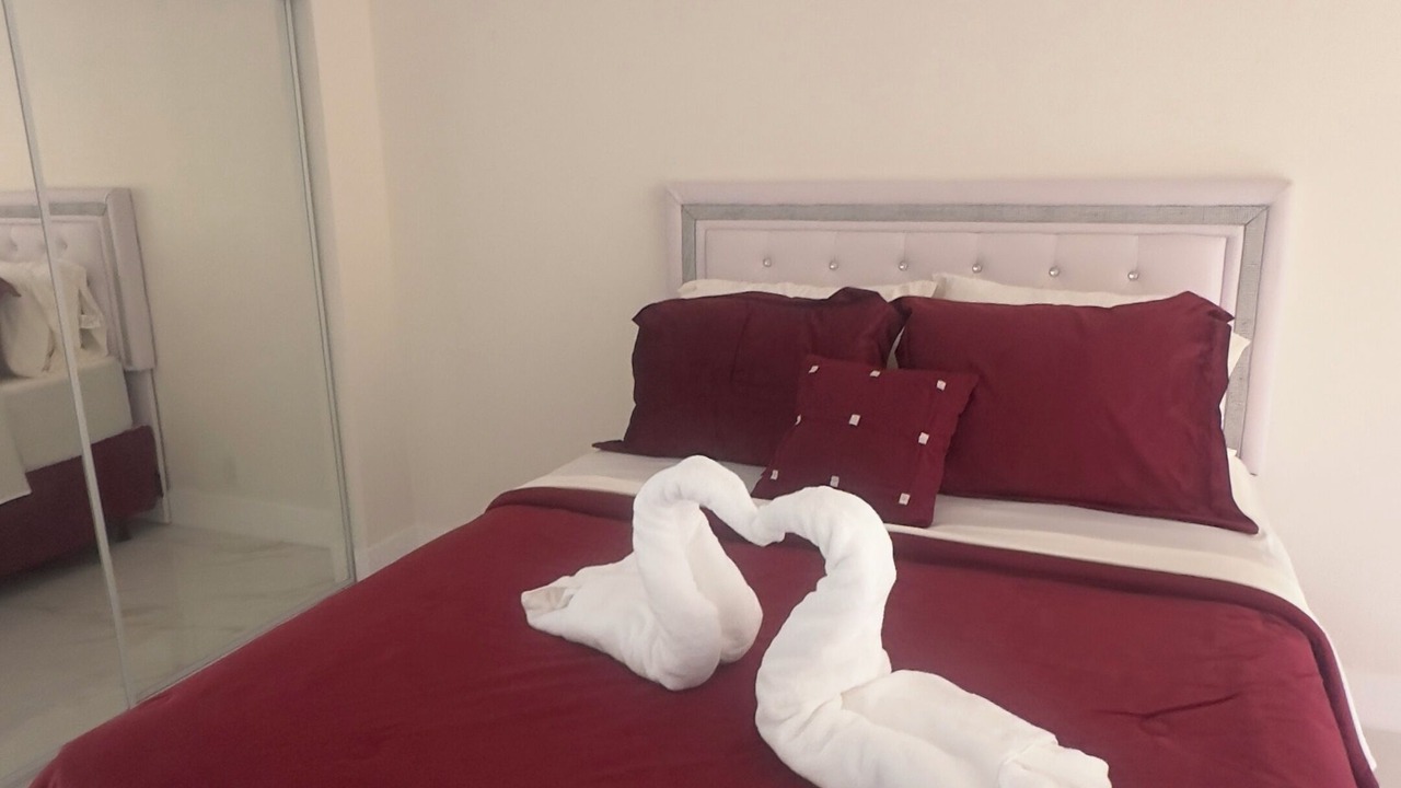 Photo of Bedroom in Lauderhill