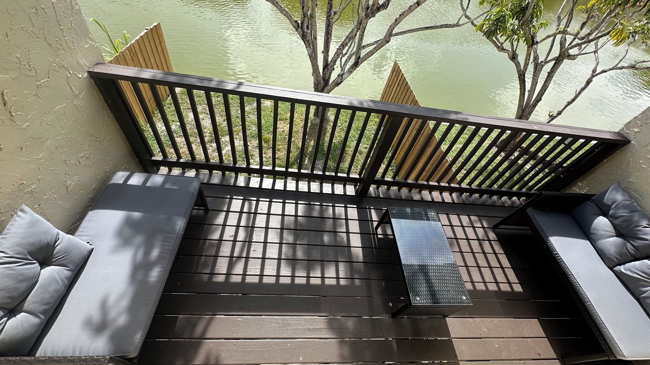 Photo of Patio Balcony in Lauderhill