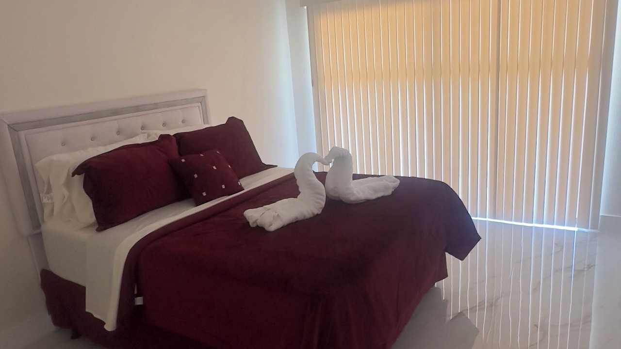 Photo of Bedroom in Lauderhill