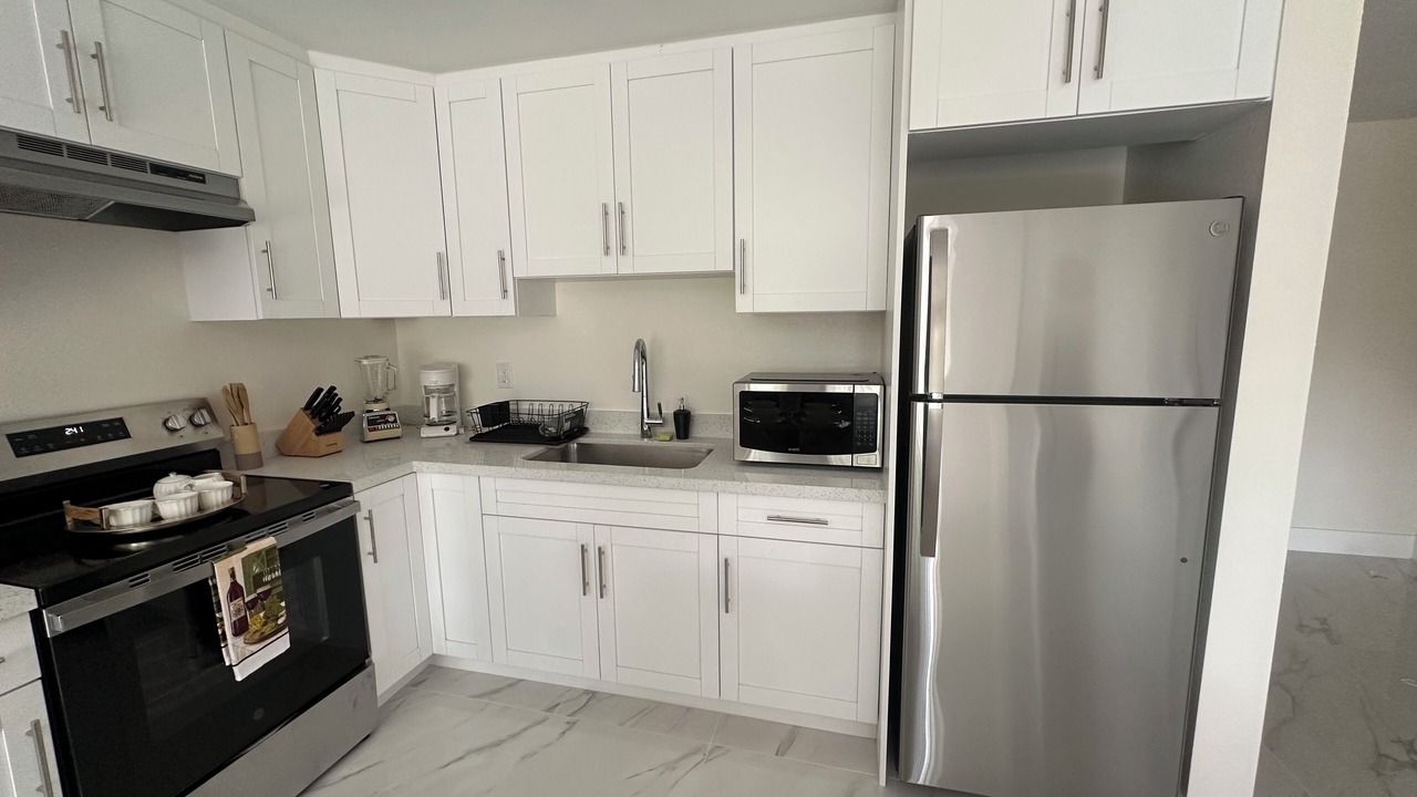 Photo of Kitchen in Lauderhill