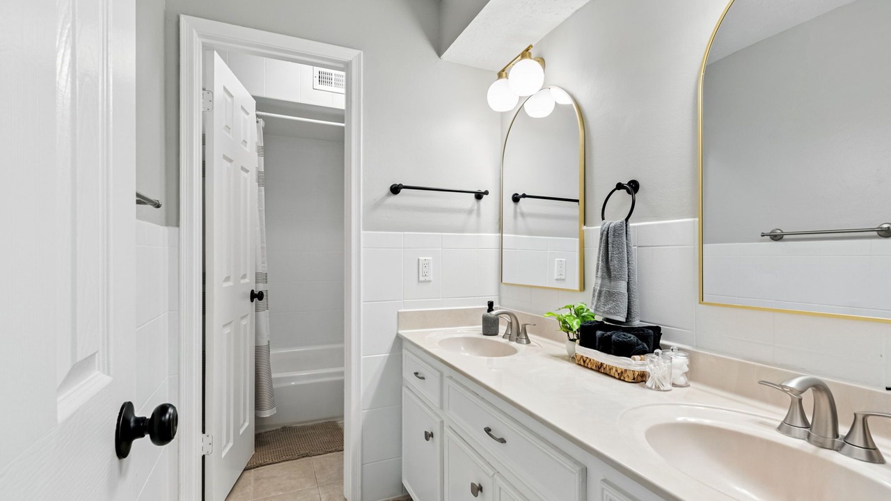 Photo of Bathroom in Klein