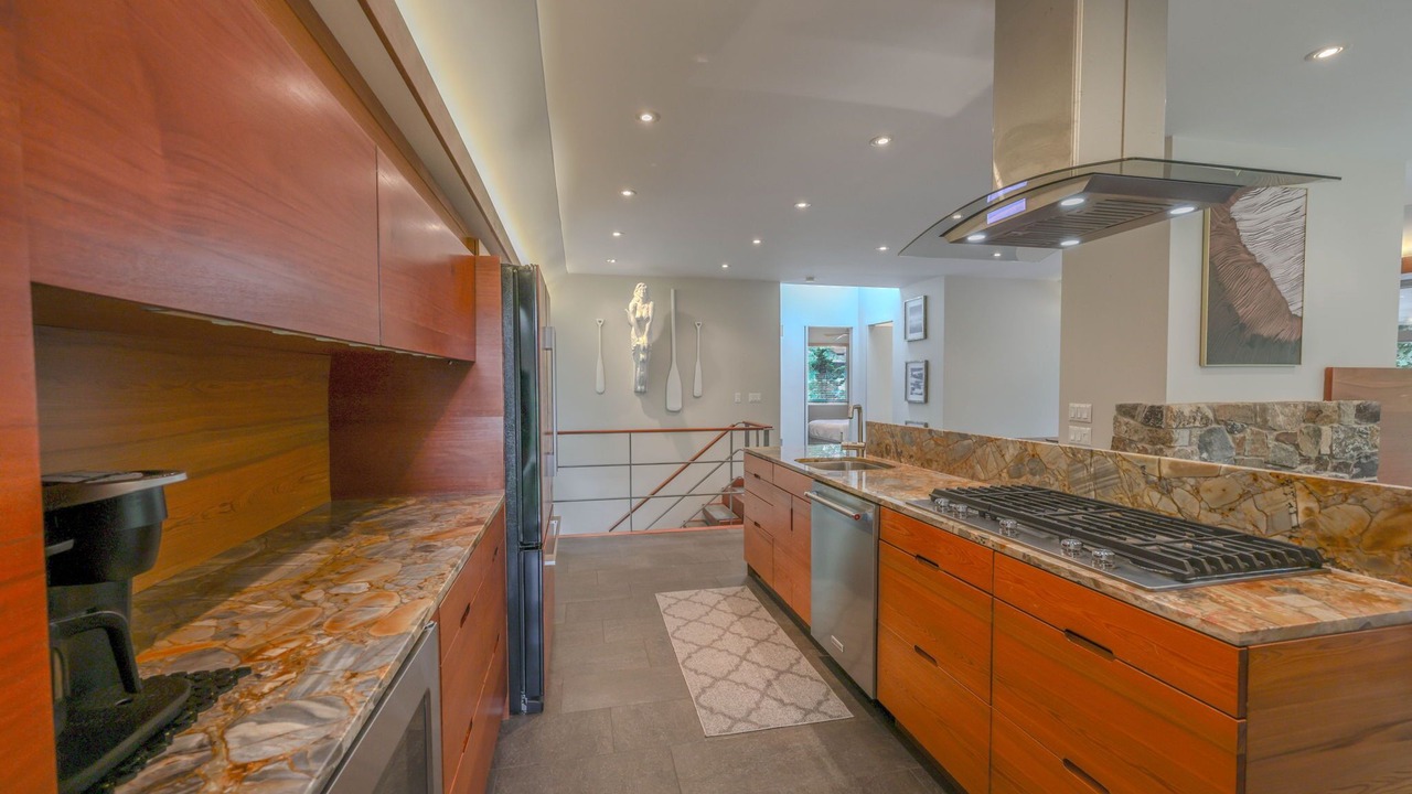 Photo of Kitchen in Ogden Dunes