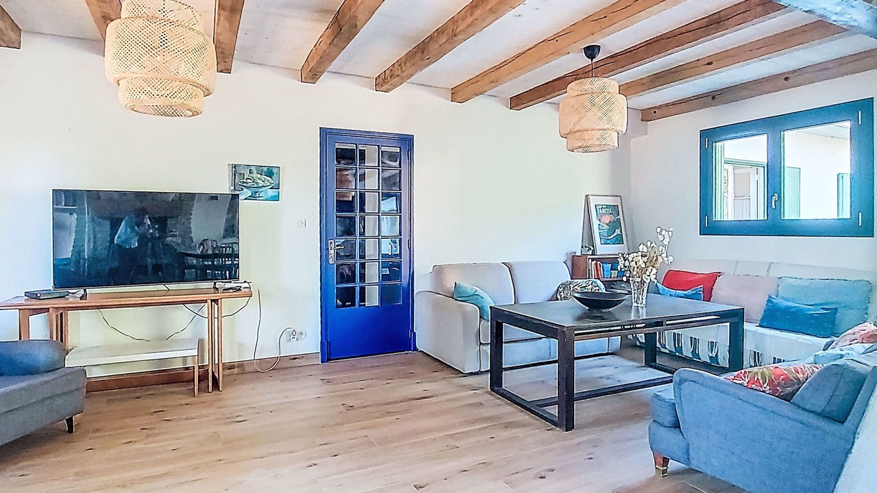 Photo of Livingroom in La Bree-les-Bains