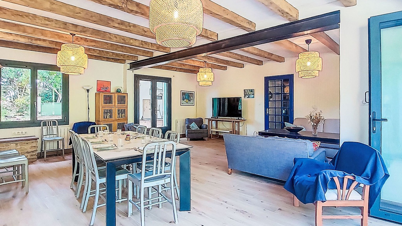 Photo of Livingroom in La Bree-les-Bains