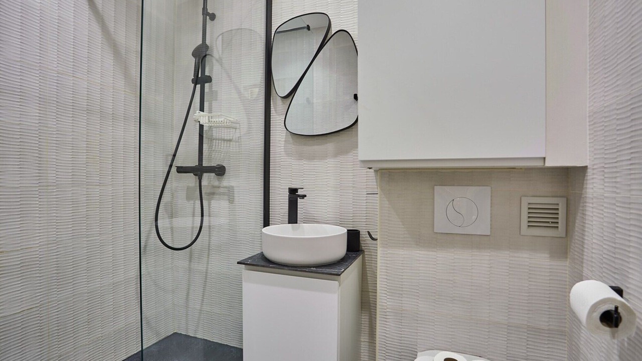 Photo of Bathroom in Pigalle