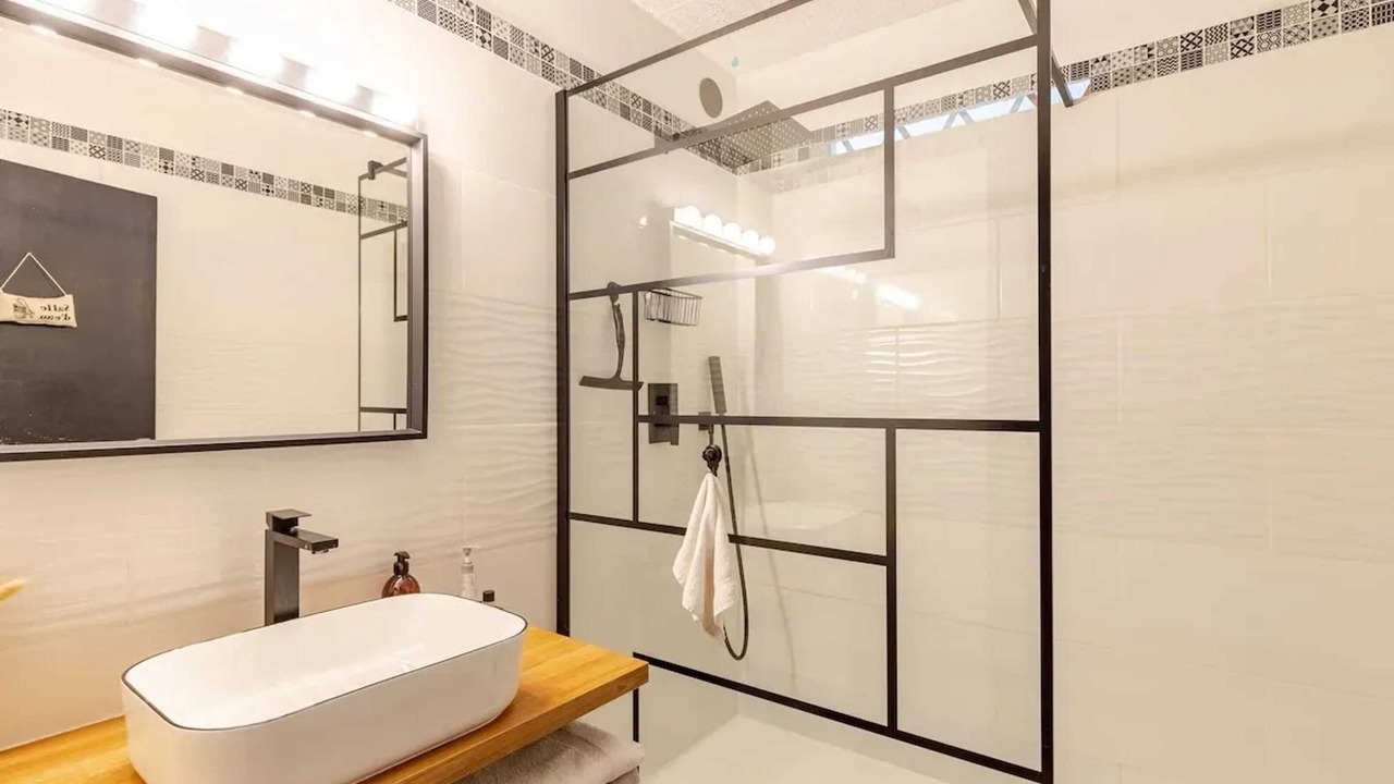 Photo of Bathroom in Plaisance-du-Touch