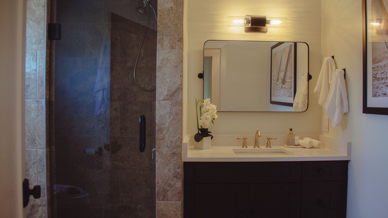 Photo of Bathroom in Marine City