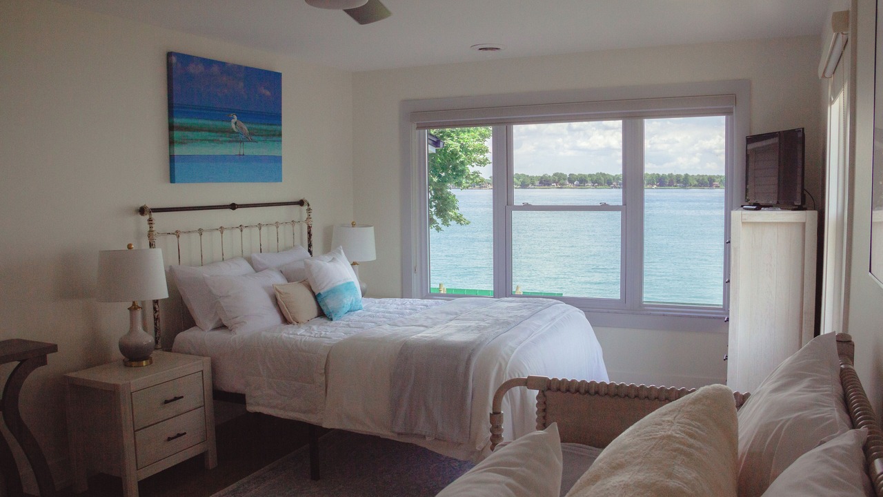 Photo of Bedroom in Marine City
