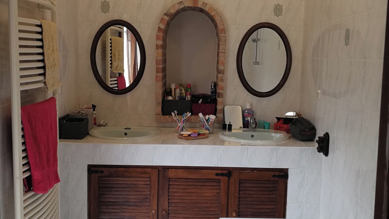 Photo of Bathroom in Issoudun